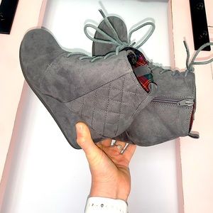Cato Wedge short booties tie up zip - 6.5/7.5
